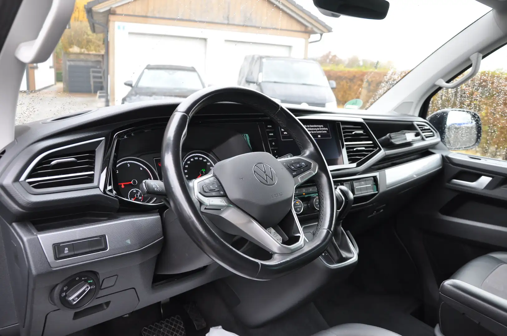 Volkswagen T6.1 Multivan Multivan 4Motion Highline DSG Black Edition Schwarz - 2