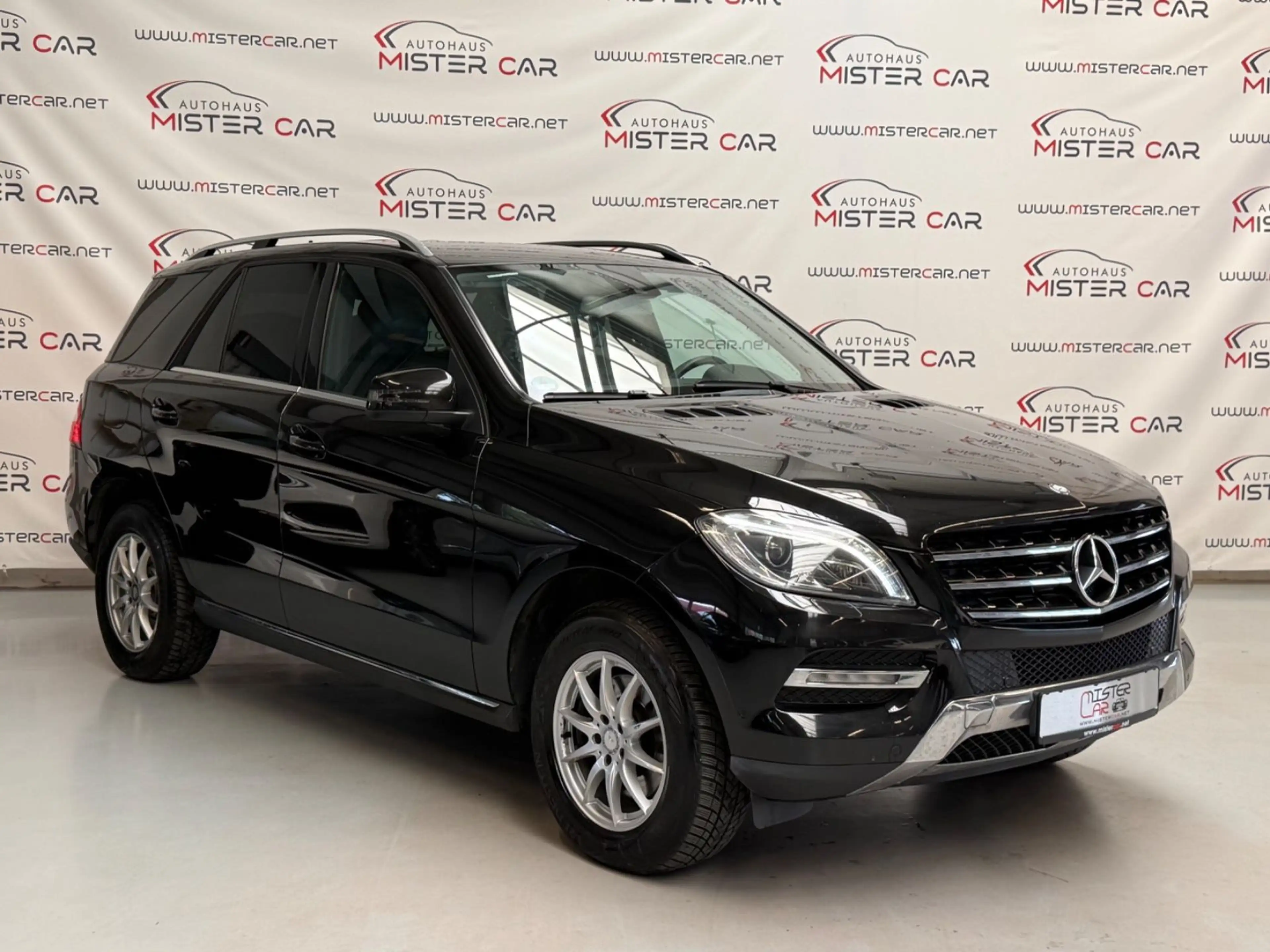 Mercedes-Benz ML 350 CDI BlueTec NAVI/LEDER/XENON/KAM/8XALU — photo 4