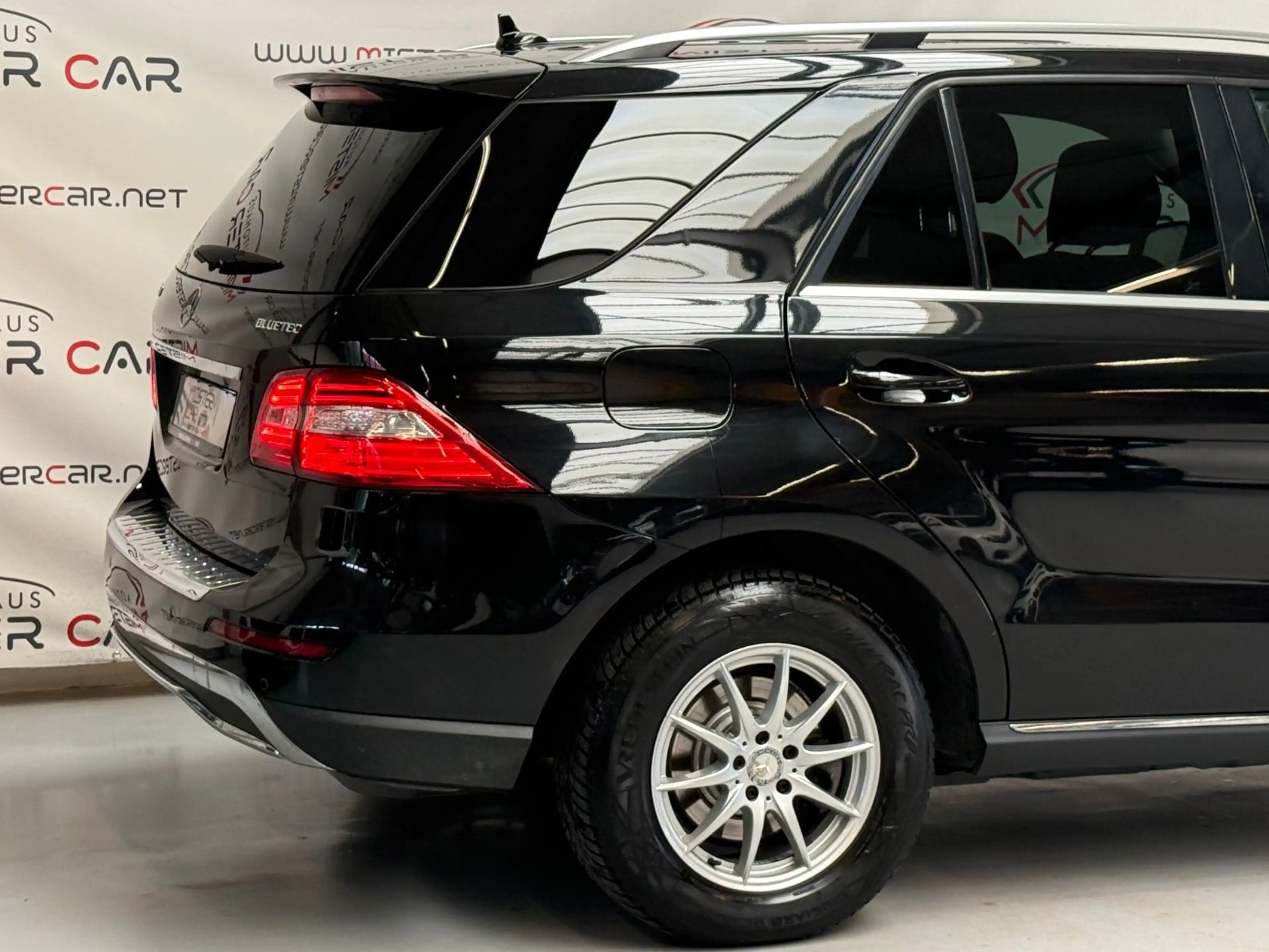 Mercedes-Benz ML 350 CDI BlueTec NAVI/LEDER/XENON/KAM/8XALU — photo 9