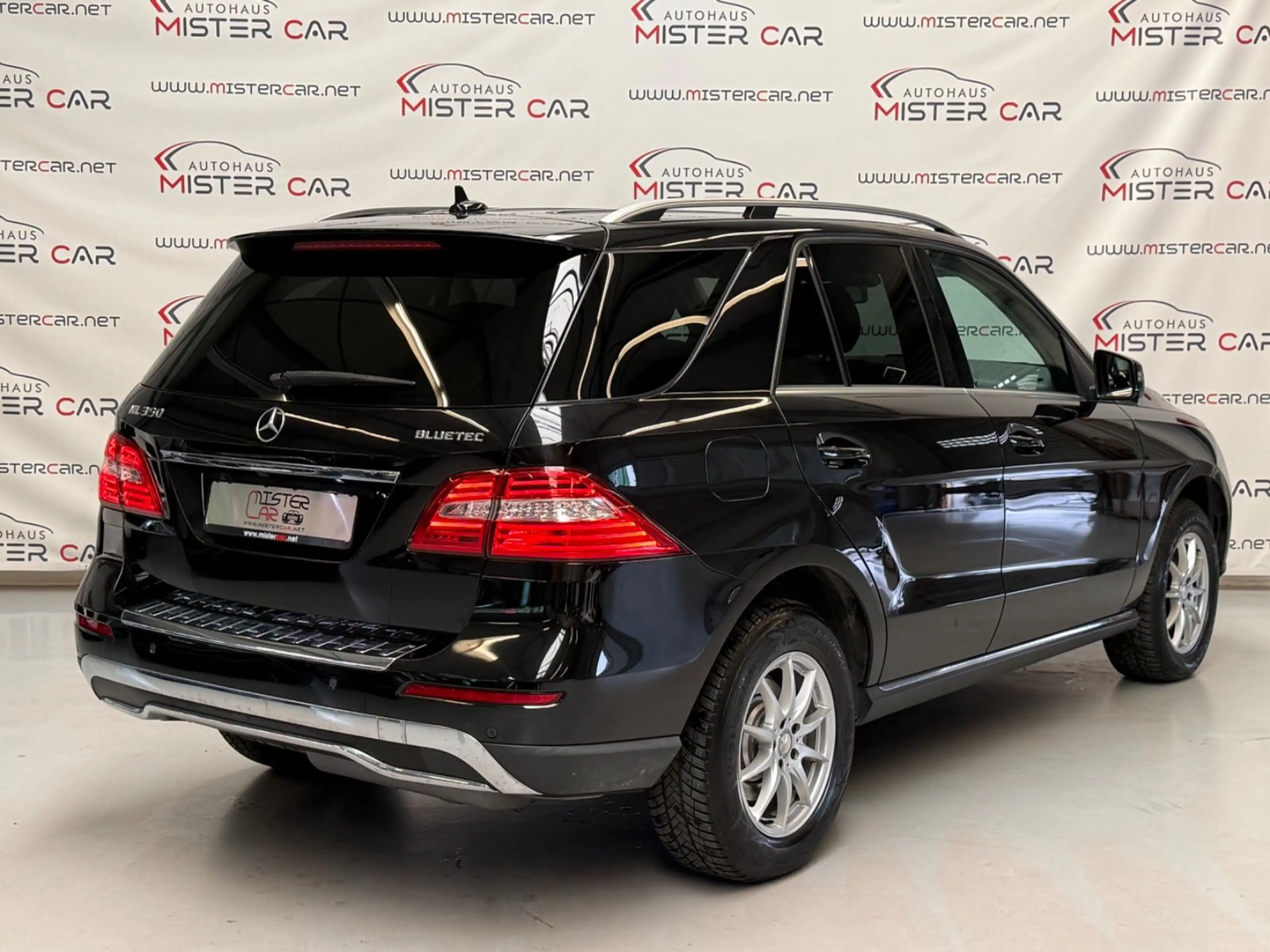 Mercedes-Benz ML 350 CDI BlueTec NAVI/LEDER/XENON/KAM/8XALU — photo 6