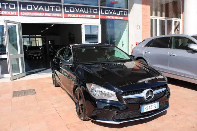 Mercedes-Benz CLA 200 CLA Shooting Brake - X117 Shooting Brake d Business auto FL