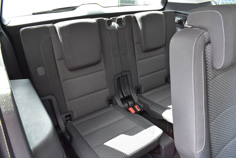 Volkswagen Touran 1,5 TSI IQ.LIGHT+SHZ+Kamera+7-Sitzer+ACC — photo 12