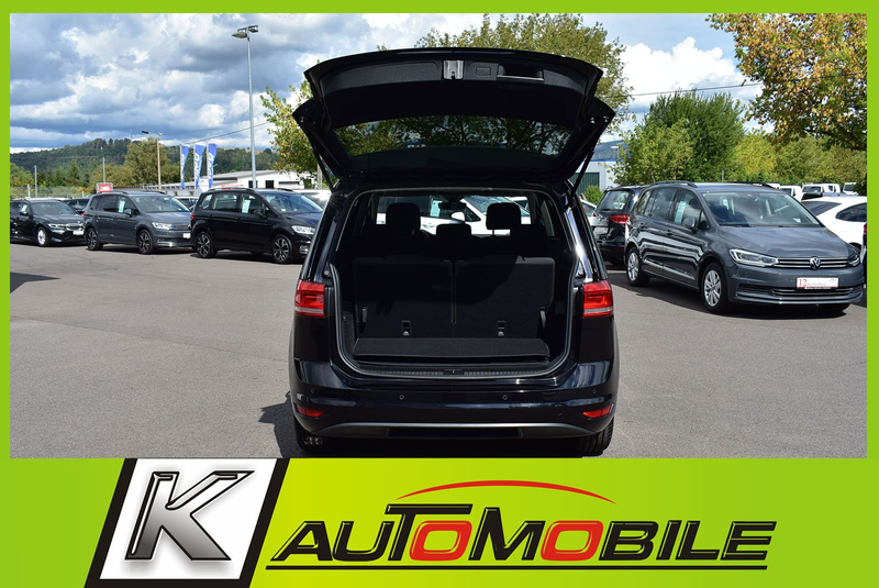 Volkswagen Touran 1,5 TSI IQ.LIGHT+SHZ+Kamera+7-Sitzer+ACC — photo 5