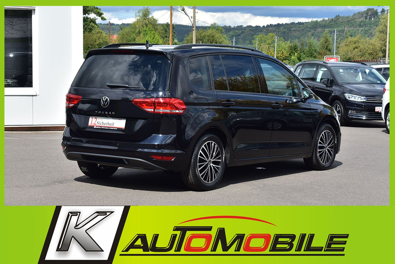 Volkswagen Touran 1,5 TSI IQ.LIGHT+SHZ+Kamera+7-Sitzer+ACC — photo 4