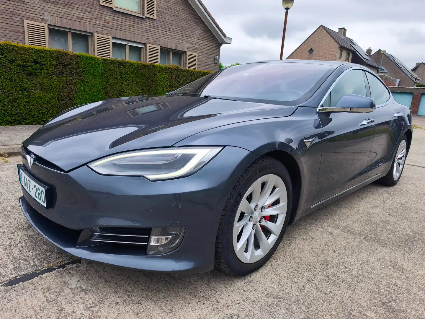 Tesla Model S LR performance * Autopilot * SoH 88,66% * BTW Gris - 1