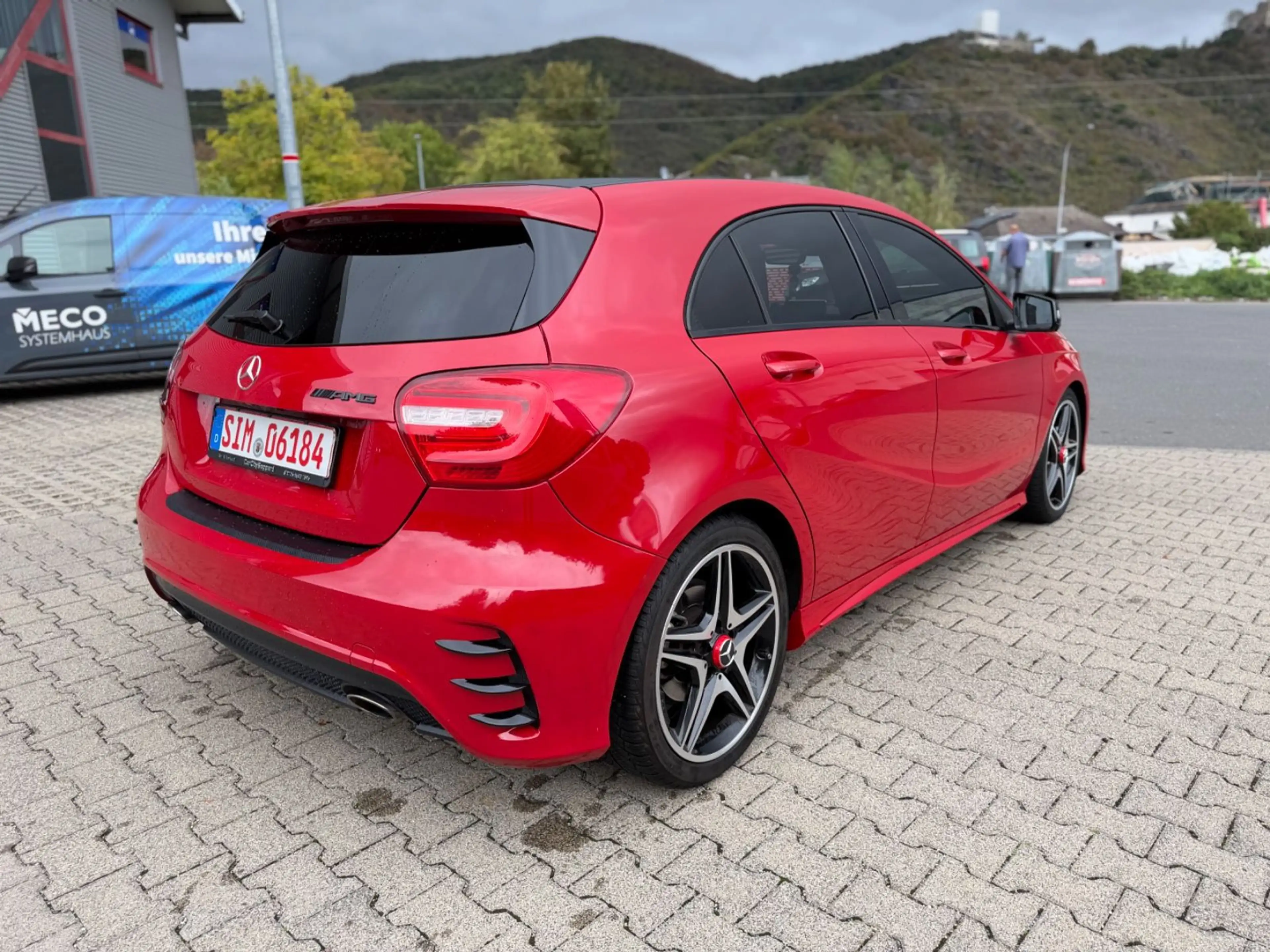 Mercedes-Benz A 200 AMG-Line BlueEfficiency — photo 4