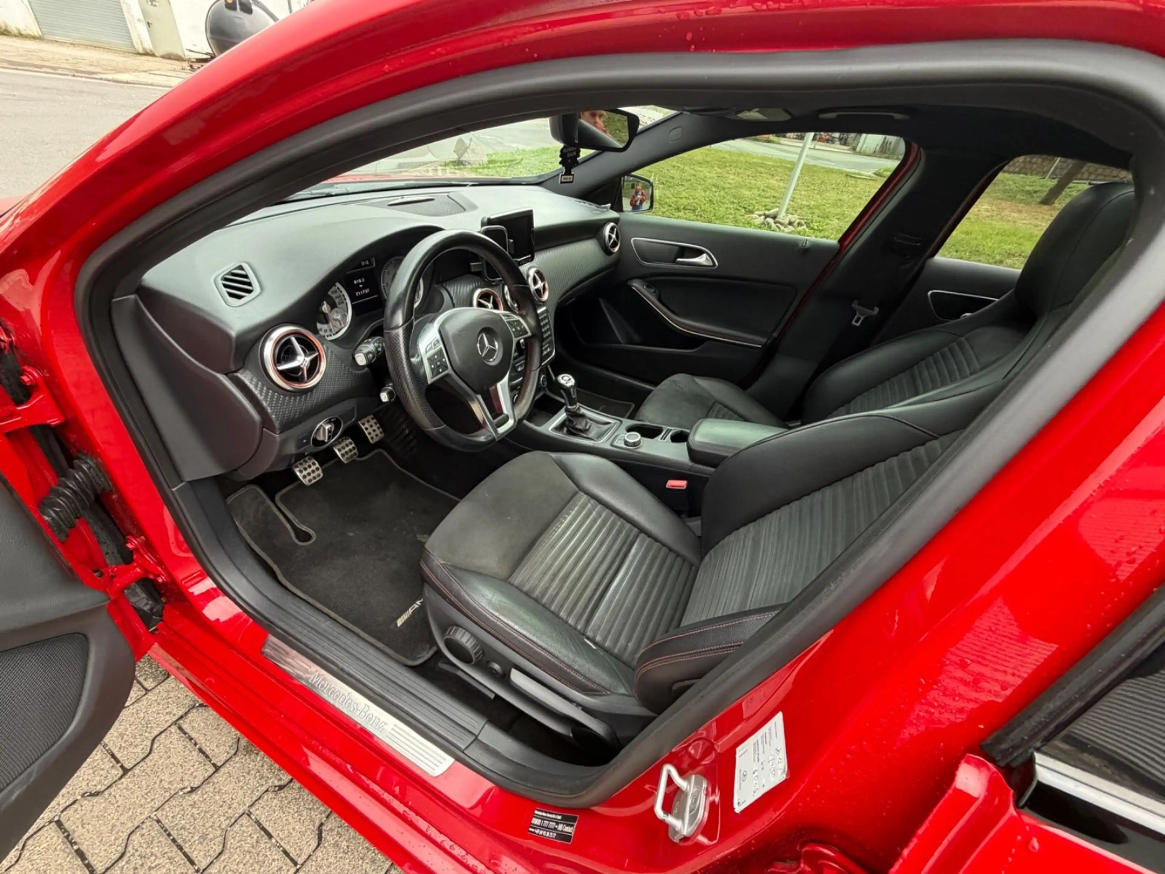 Mercedes-Benz A 200 AMG-Line BlueEfficiency — photo 7