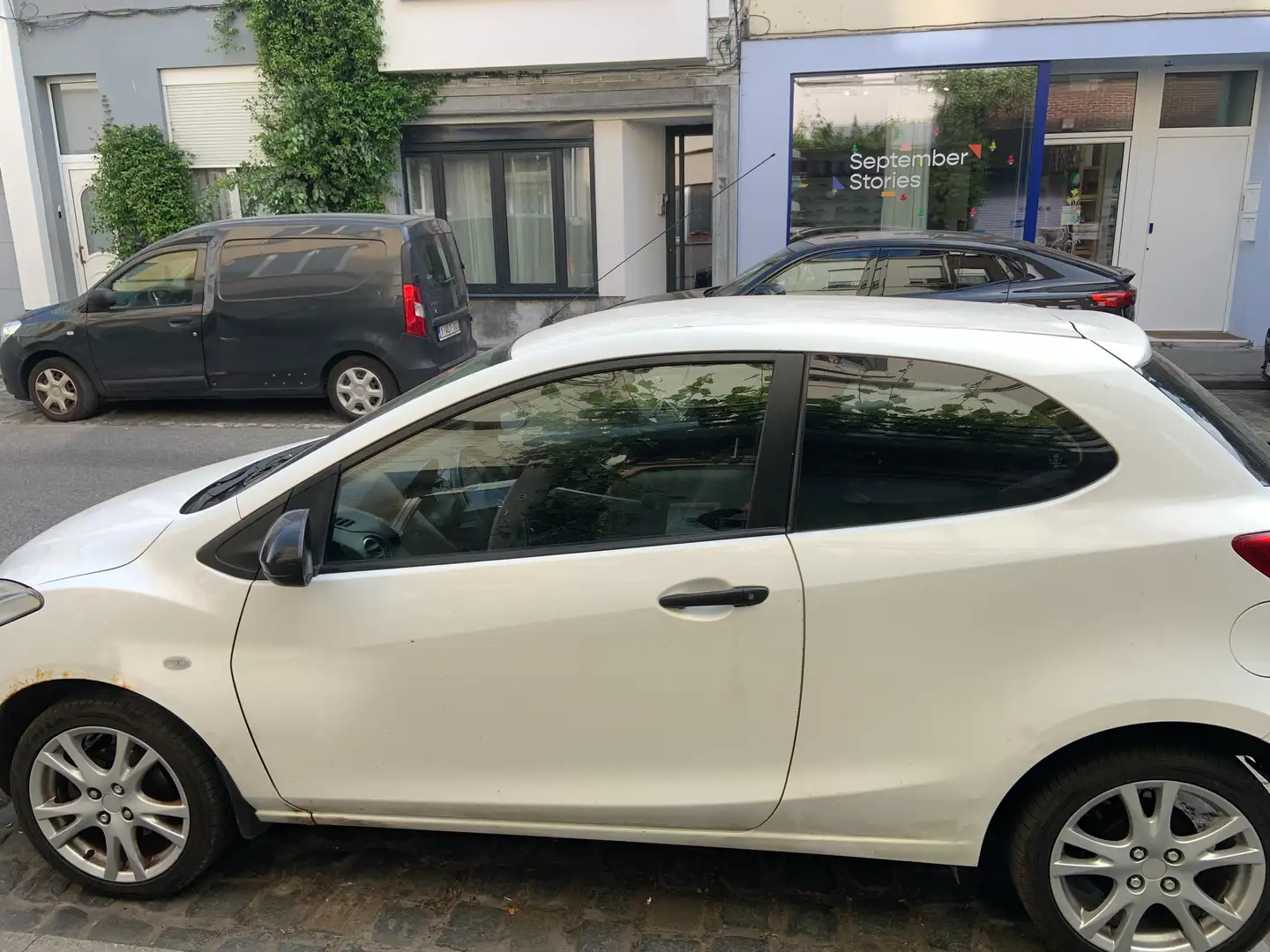 Mazda 2 2 1.3 MZR Active Blanc - 2