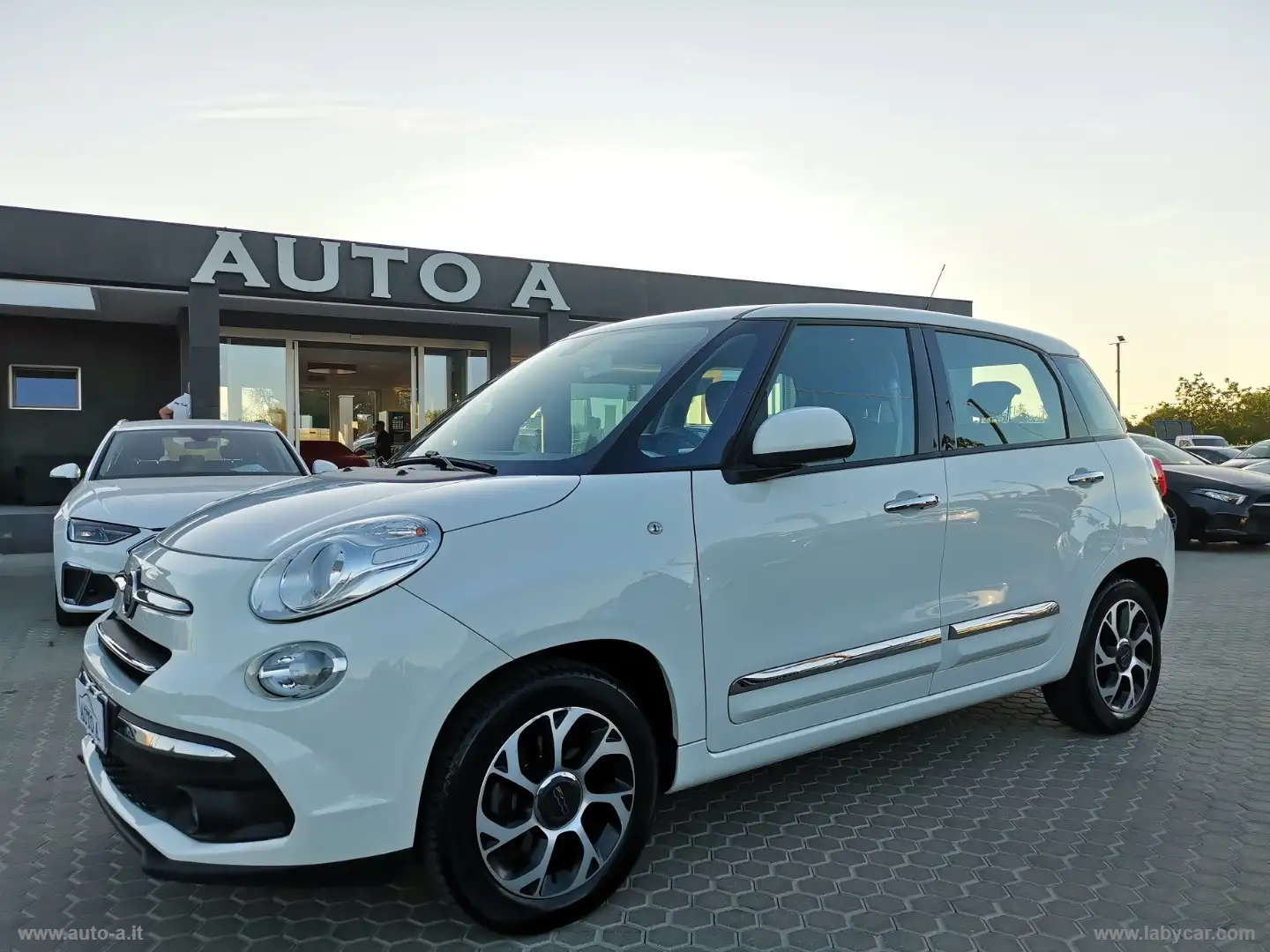Fiat 500L 1.4 95 CV Lounge Bianco - 1