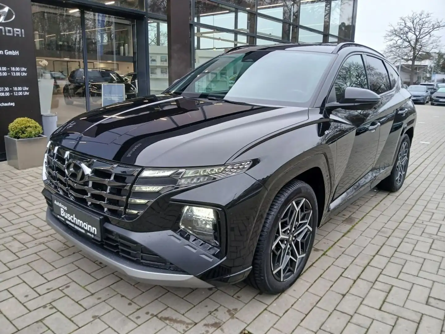 Hyundai TUCSON 1.6 T-GDi Plug-in-Hybrid 4WD N Line Schwarz - 1