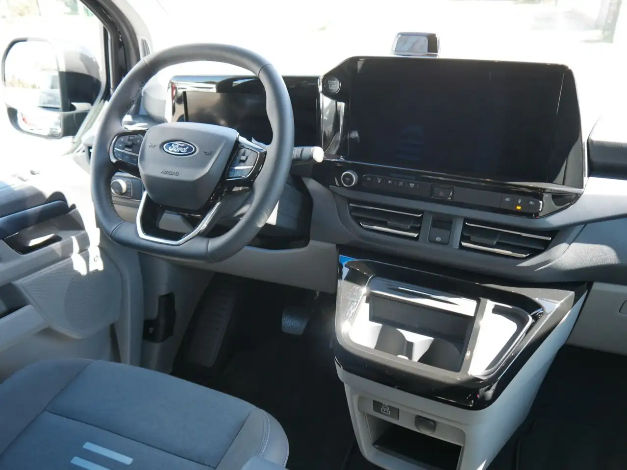 Ford Tourneo Custom Active AWD Matrix AHZV Panorama 10