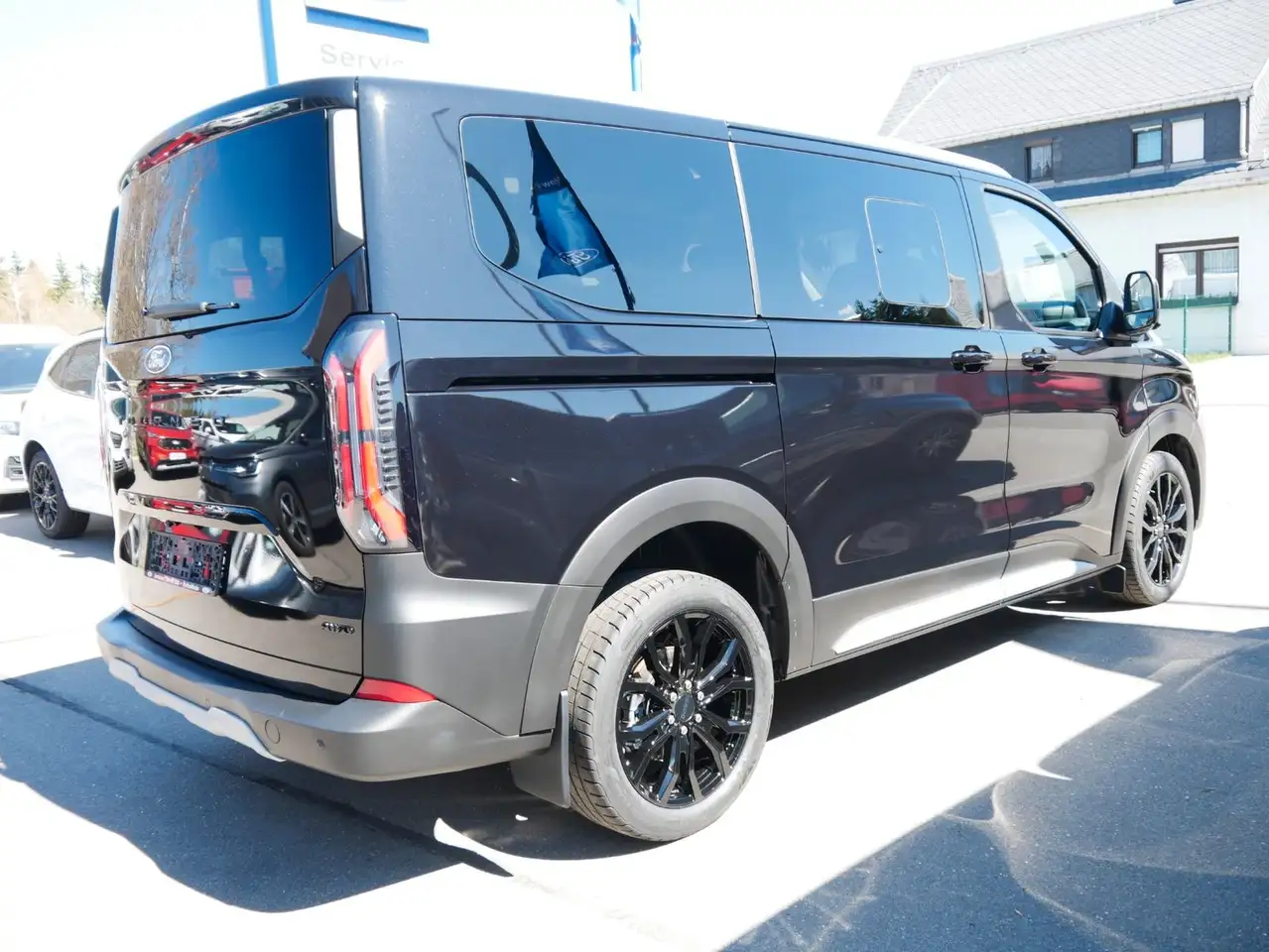 Ford Tourneo Custom Active AWD Matrix AHZV Panorama 8