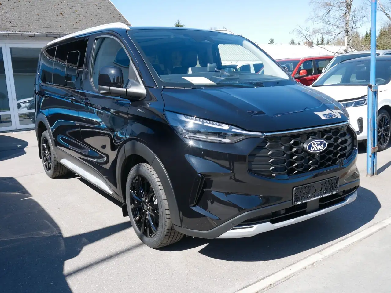 Ford Tourneo Custom Active AWD Matrix AHZV Panorama 2