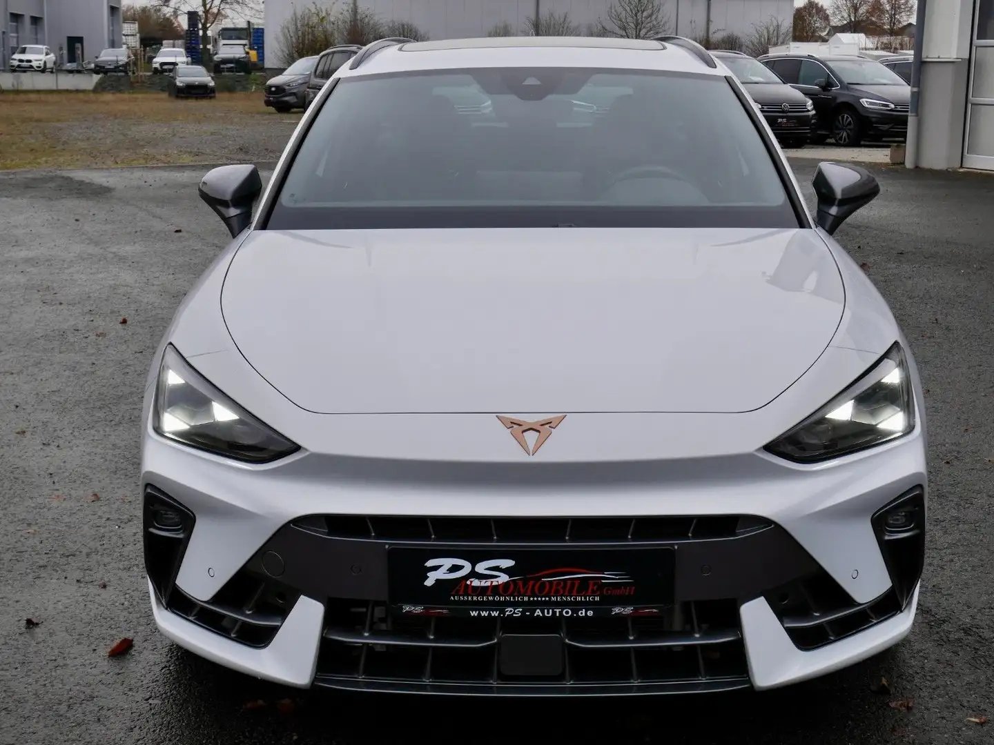 CUPRA Leon ST 2.0 TSI DSG 4WD+Pano+Matrix+Sennheiser Weiß - 2