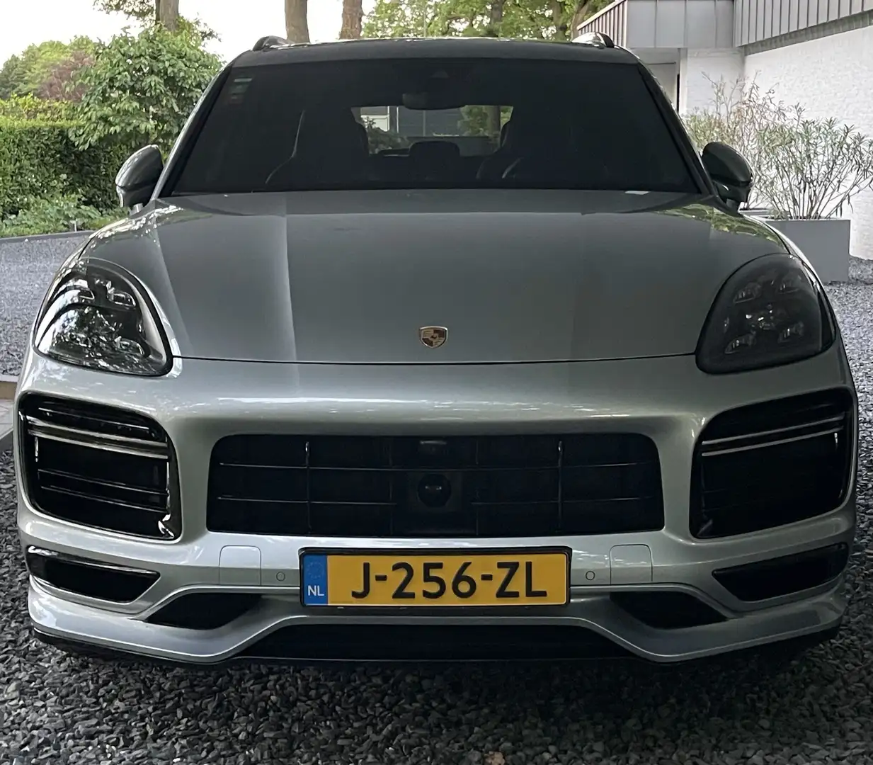 Porsche Cayenne 4.0 turbo  se hybrid Zwart - 1