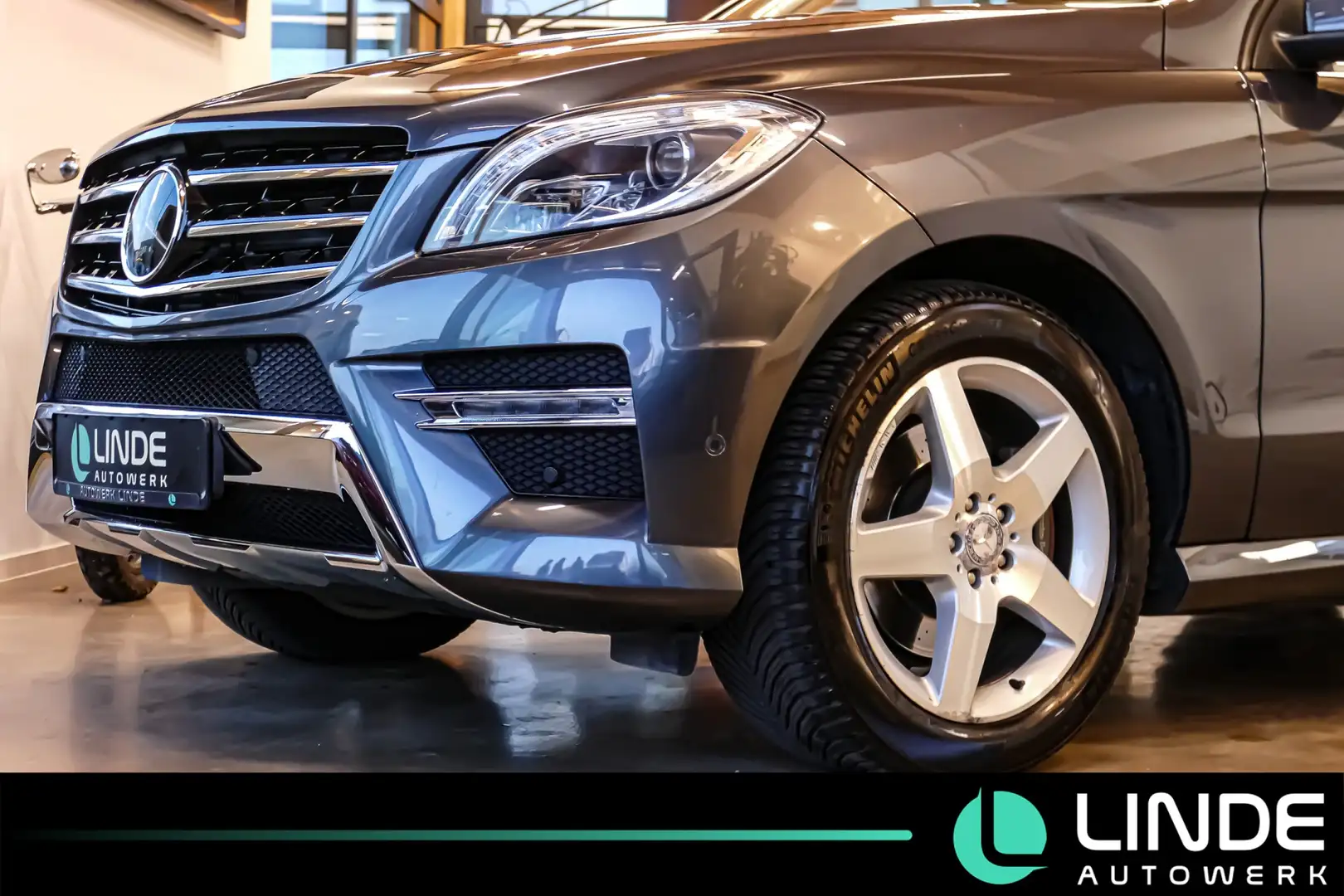 Mercedes-Benz ML 350 CDI AMG-Line |STANDH.|AHK|NAVI|RFK|PANO. Grau - 2