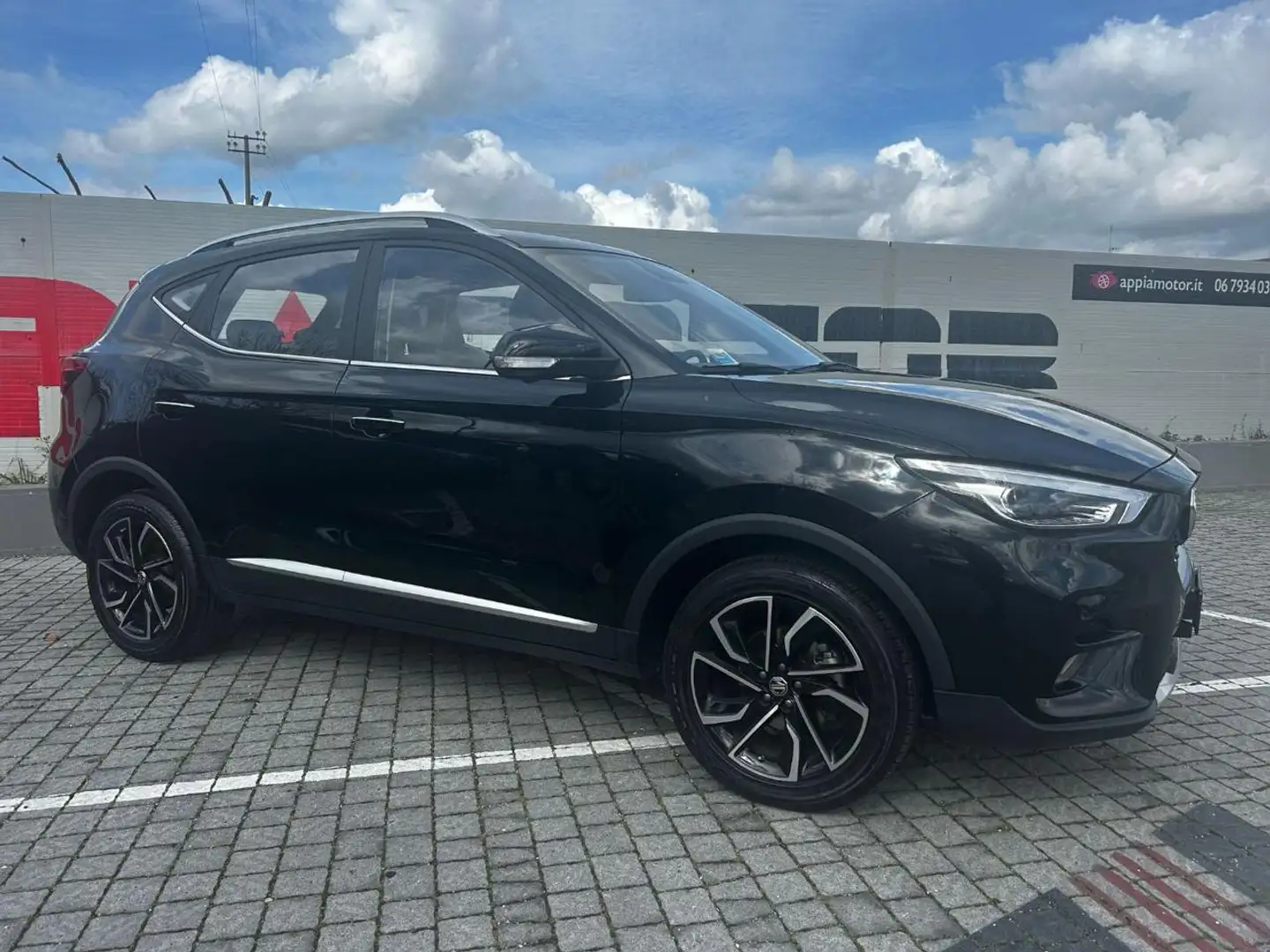 MG ZS 1.0T-GDI Luxury Nero - 2