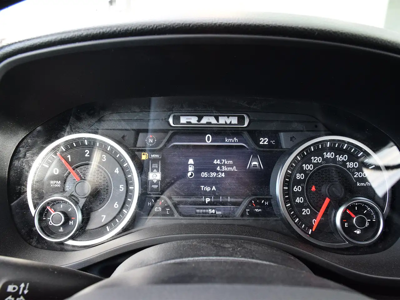 RAM 1500 снимка RAM 1500