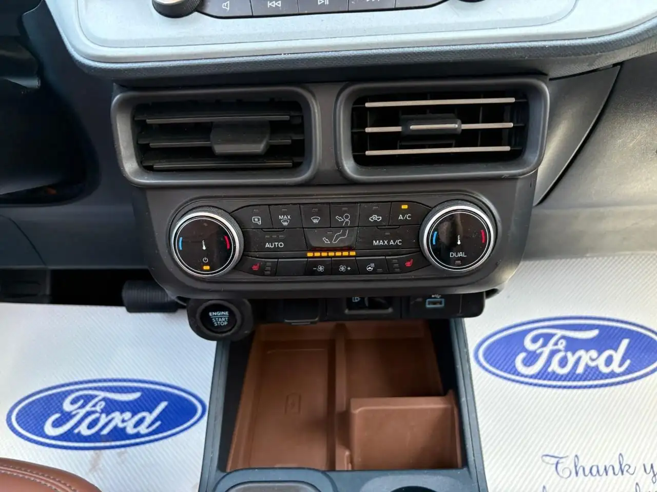 Ford Maverick снимка Ford Maverick