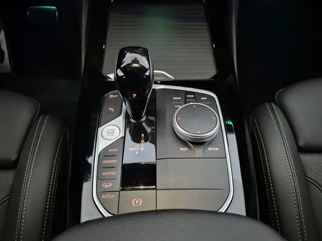 BMW X3 view 10