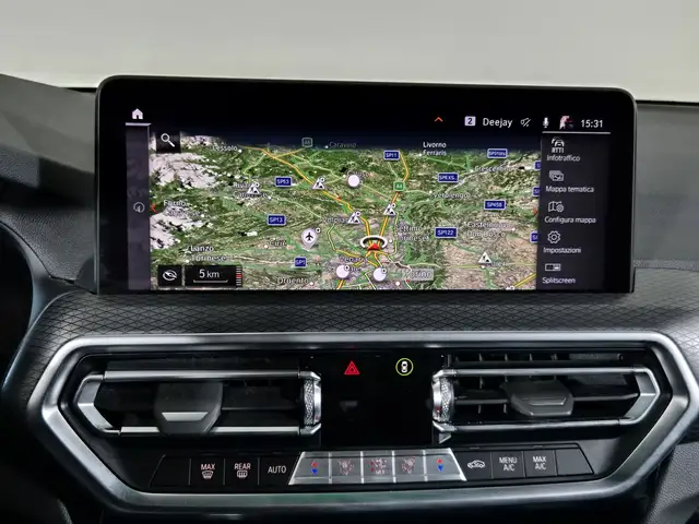 BMW X3 view 12