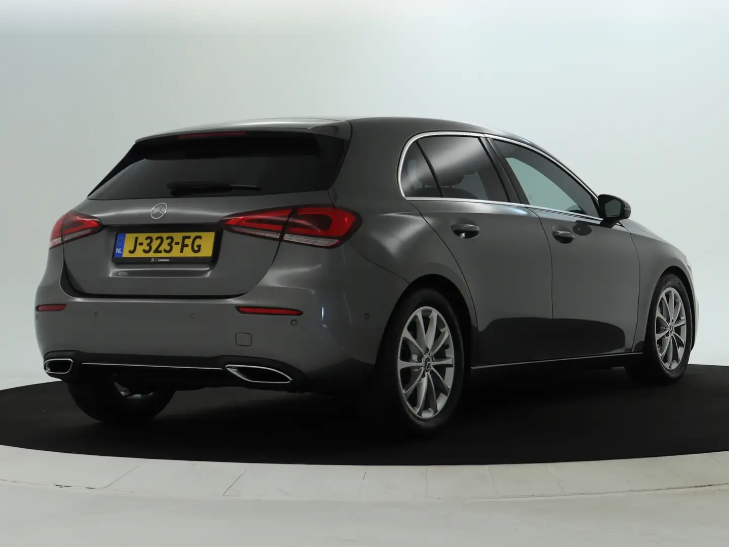 Mercedes-Benz A 160 Business Solution Luxury | Achteruitrijcamera | Sf Gris - 2