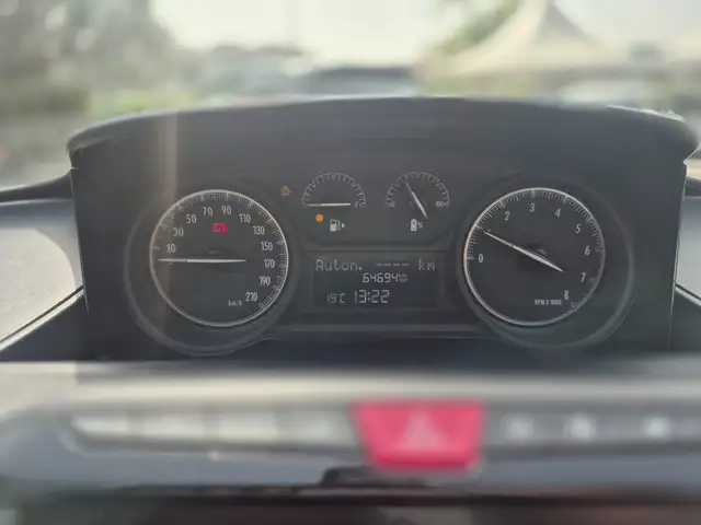 Lancia Ypsilon view 13