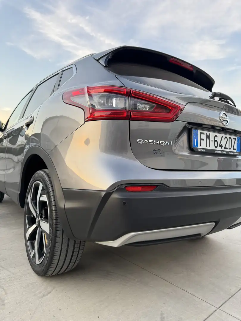 Nissan Qashqai 1.5 dci Tekna 110cv - 2