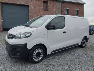 Vivaro 1.5 TD L2H1 S/S (EU6.4)