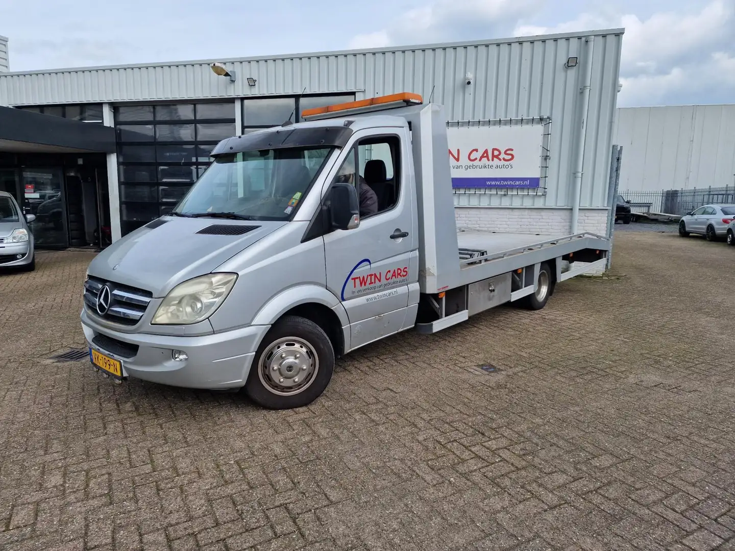Mercedes-Benz Sprinter 518 CDI 3.0 V6 Oprijwagen Zilver - 2