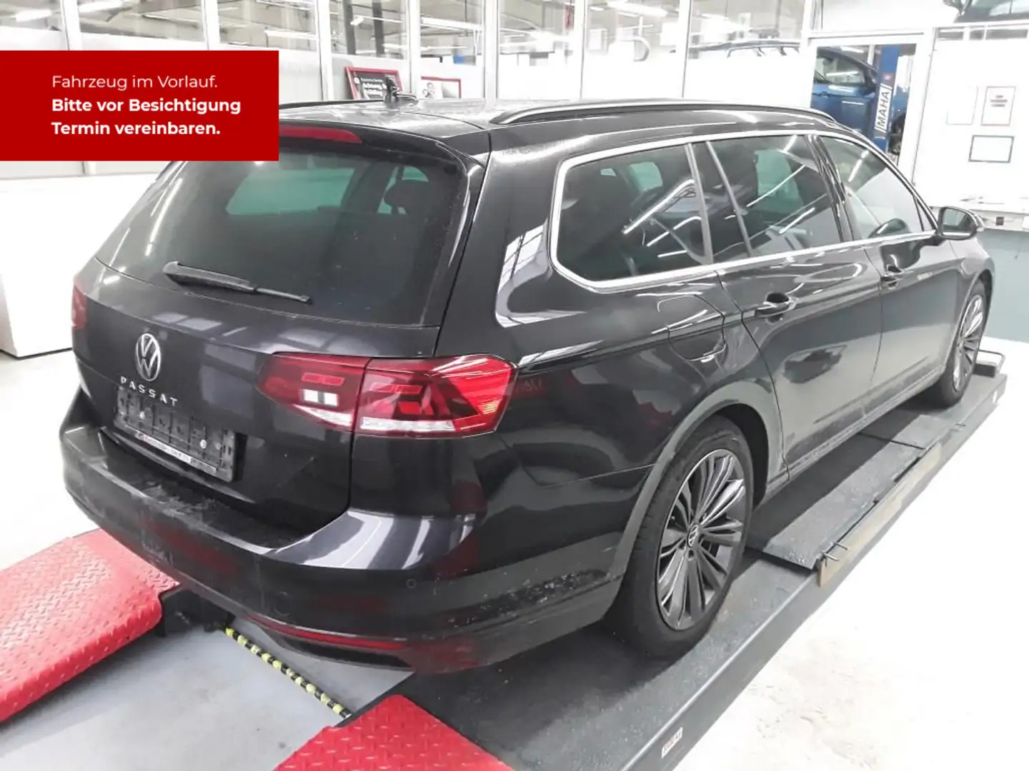 Volkswagen Passat Variant 2.0 TDI DSG Business Navi LED Kam Schwarz - 2