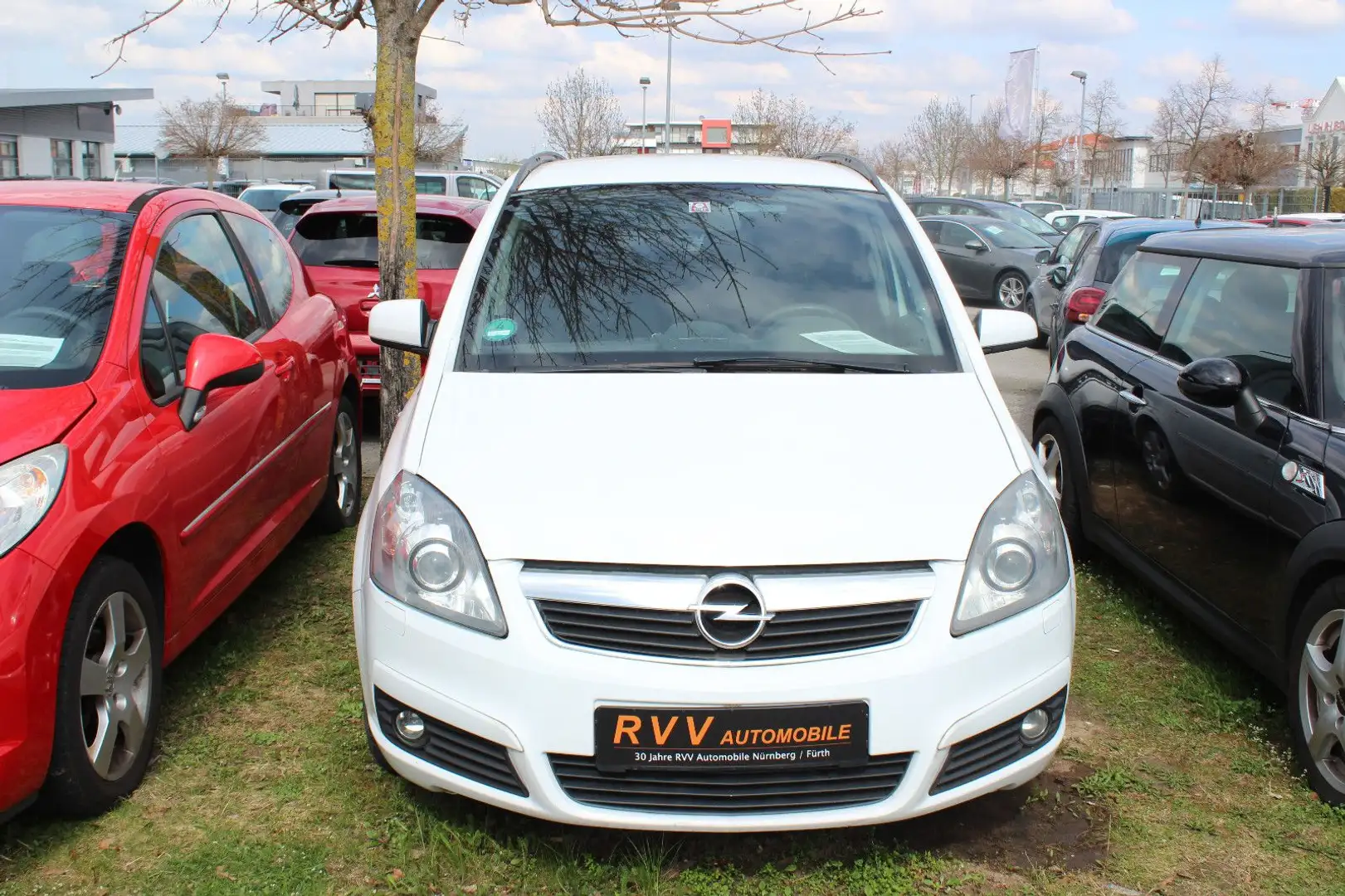 Opel Zafira B Edition, Automatik, Scheckheft, Blanco - 2