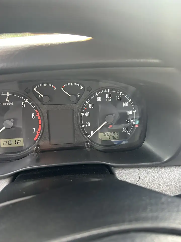 Skoda Octavia 1.6 LX c/airbag, foto 5
