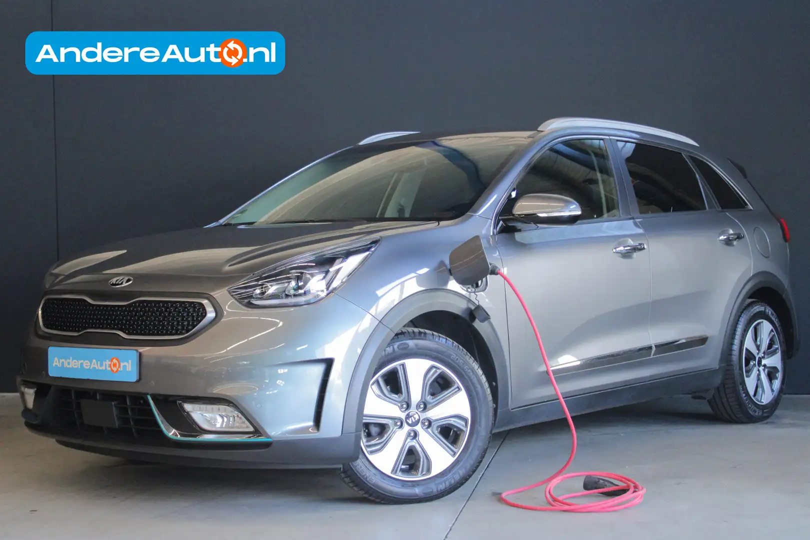 Kia Niro 1.6 GDi PHEV DynamicPlusLine |trekhaak|camera|stoe Gris - 1