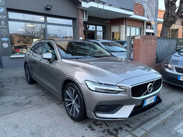 Volvo V60 V60 B4 (d) Geartronic Momentum Business Pro