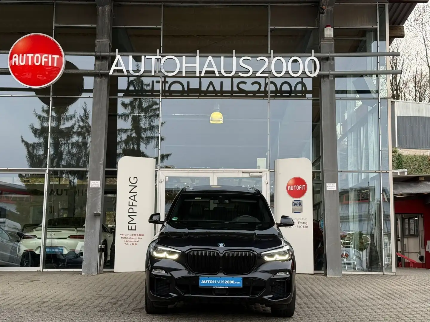 BMW X5 xDrive 30 d M Sport/22"/LED/PANO/AHK/CARPLAY/ Schwarz - 2