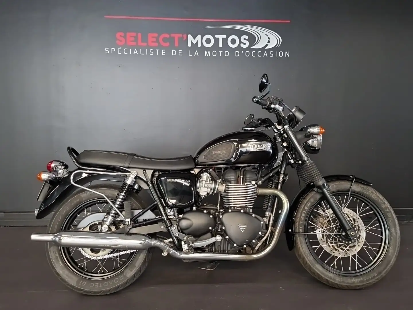 Triumph Negro - 1