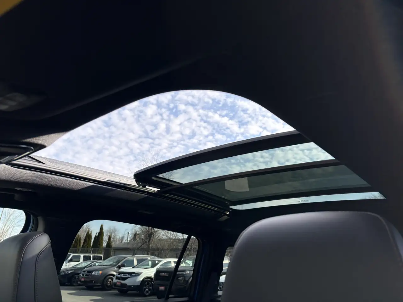 Jeep Cherokee снимка Jeep Cherokee
