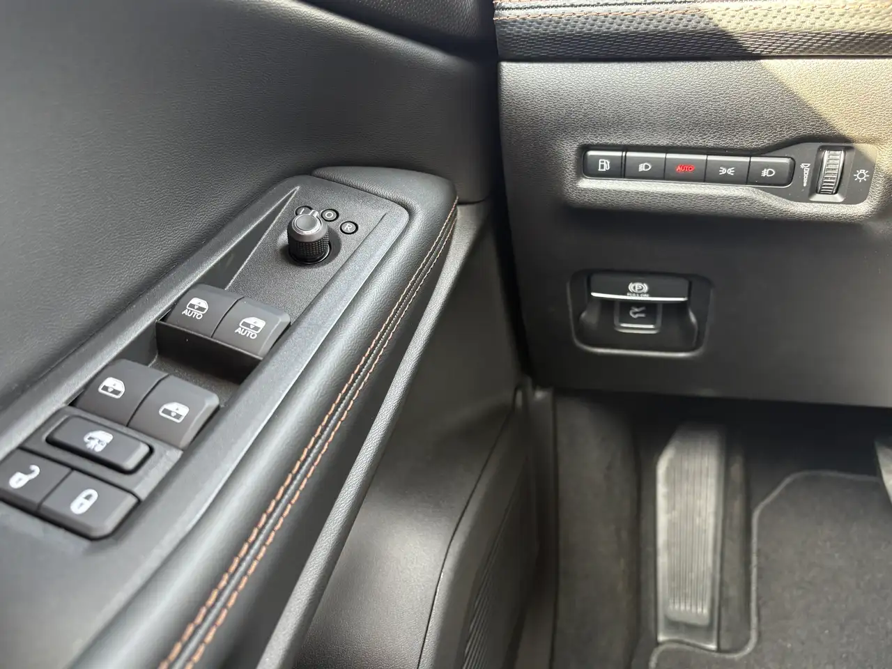 Jeep Cherokee снимка Jeep Cherokee