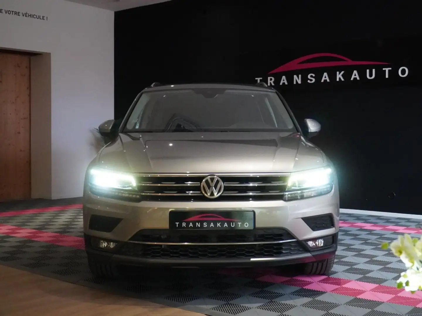 Volkswagen Tiguan 2.0 TDI 150 DSG7 Carat Gris - 2
