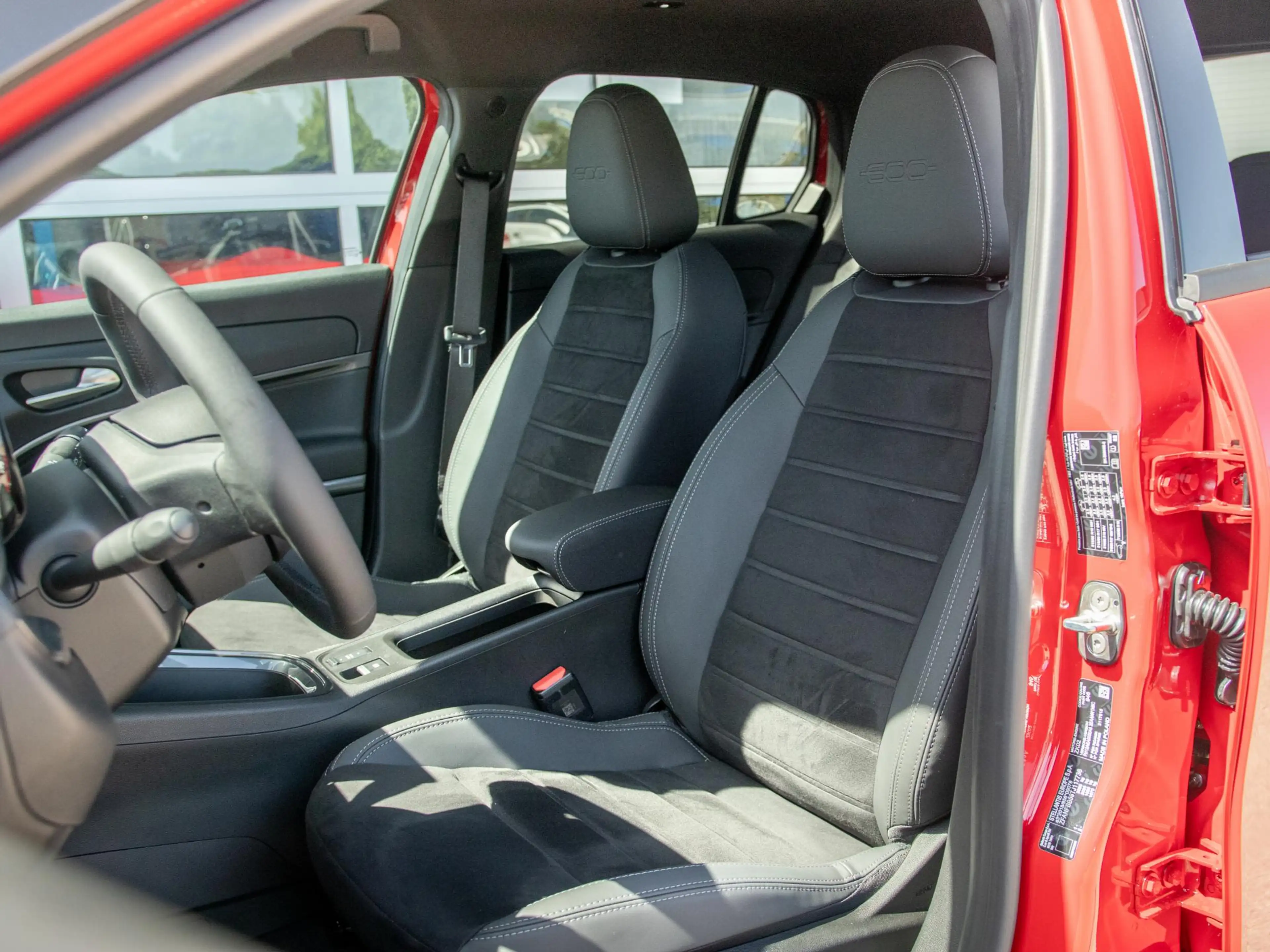 Fiat 600e Sport 54 kWh | Clima | Adapt. Cruise | Navi | Wint — photo 12