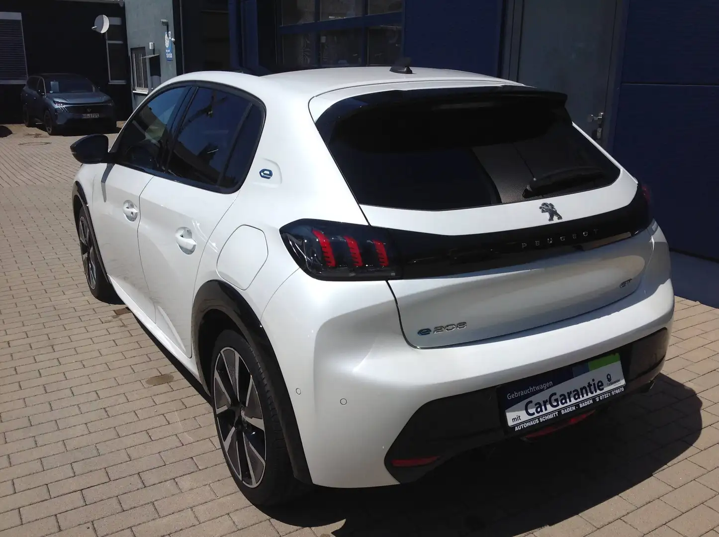 Peugeot 208 GT Elektromotor 136 - Panoramglasdach Weiß - 2