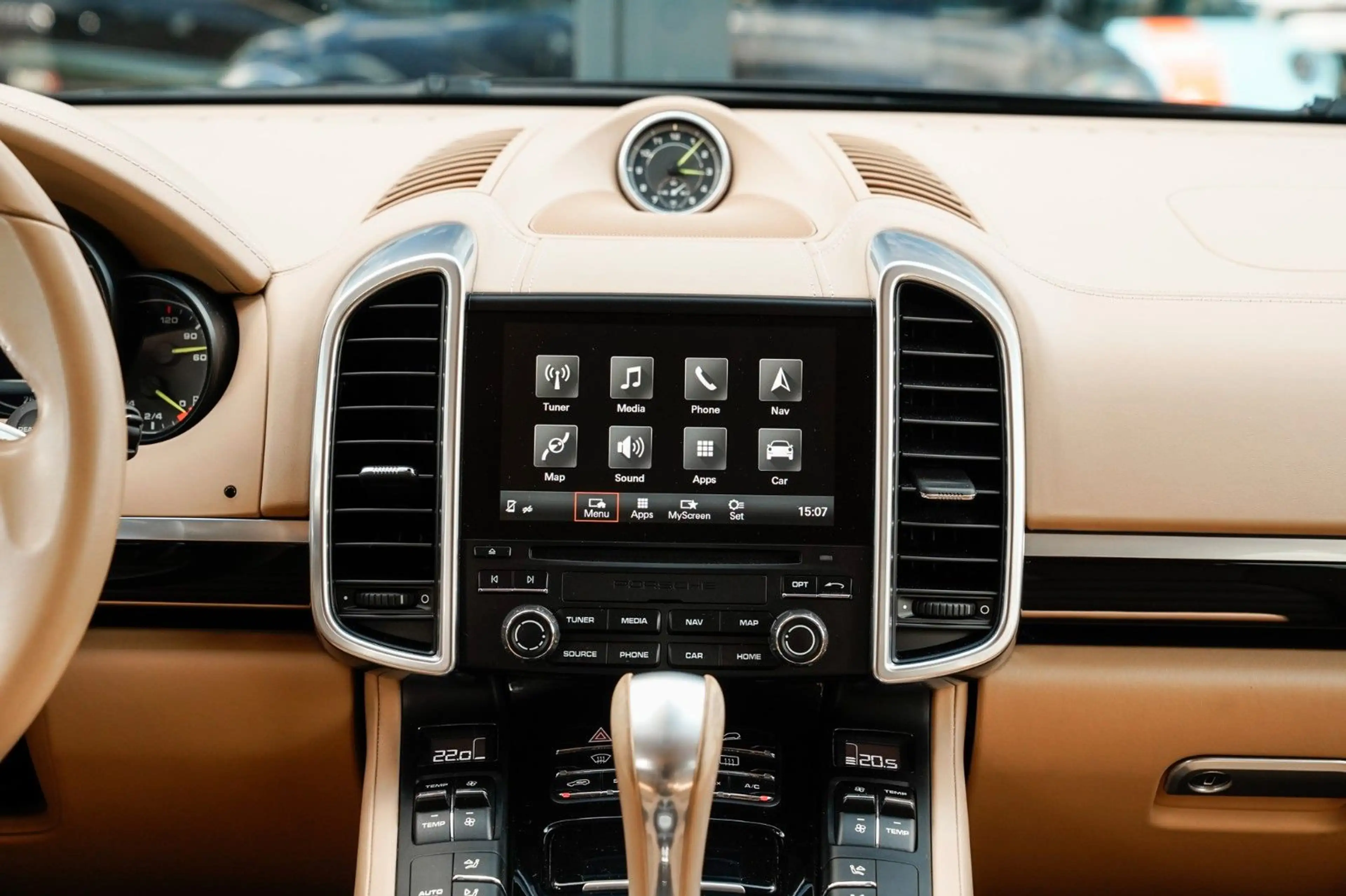 Porsche Cayenne S E-Hybrid Platinum Edition 18Wege-20" — photo 14