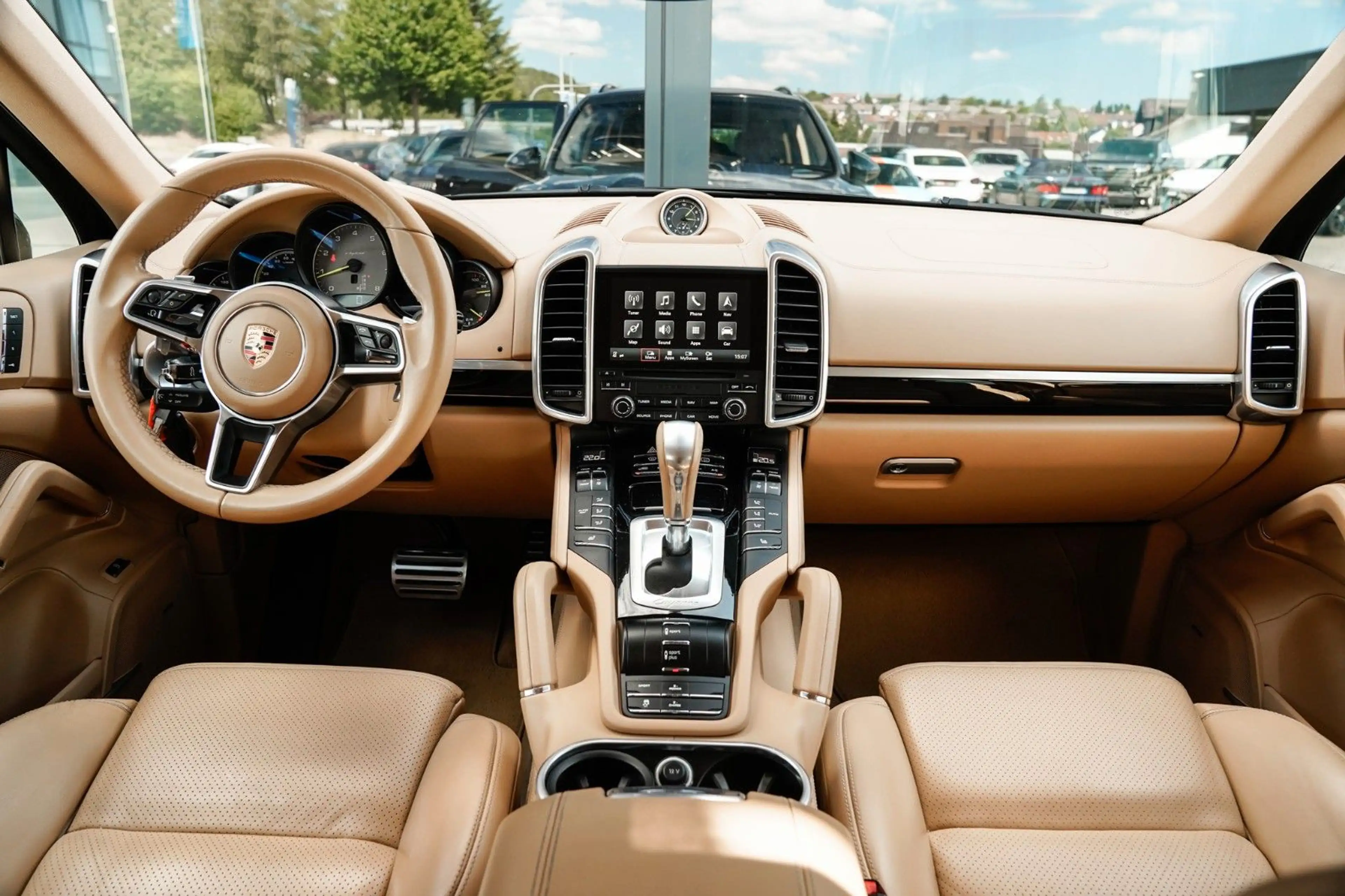 Porsche Cayenne S E-Hybrid Platinum Edition 18Wege-20" — photo 13