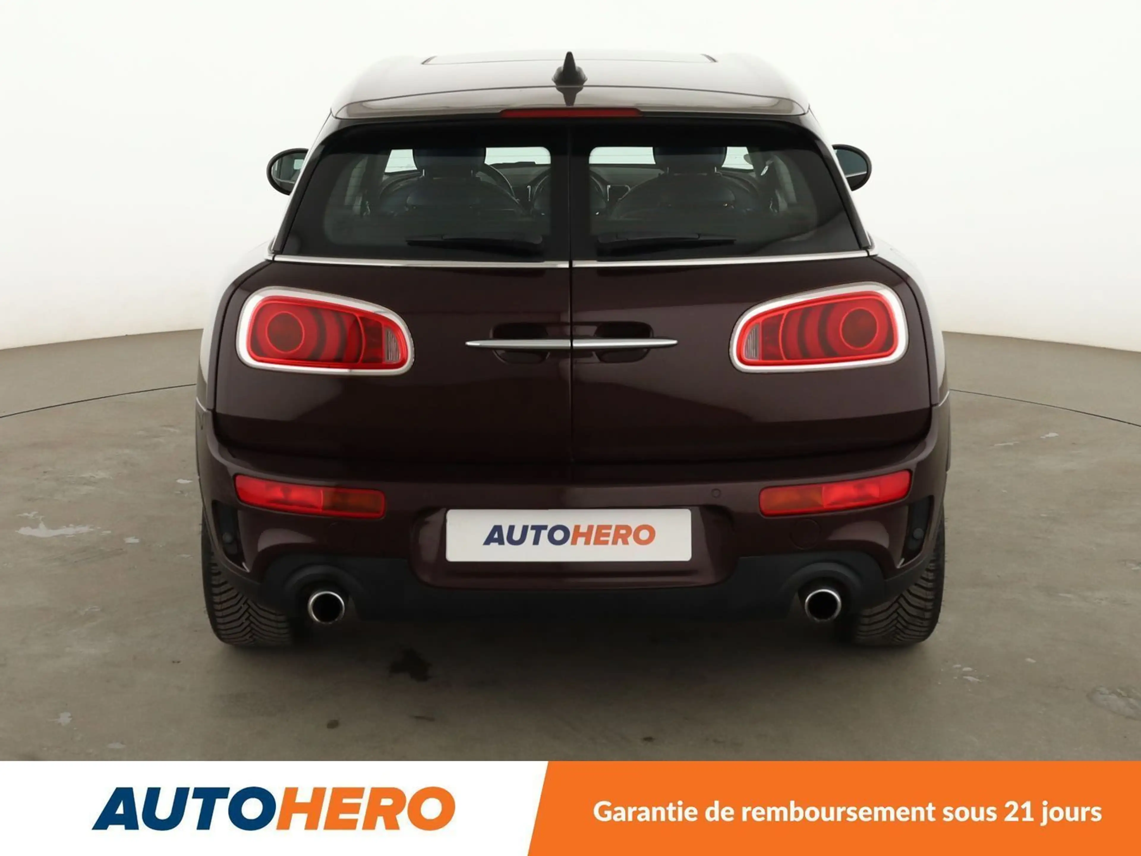 MINI Cooper SD Clubman Cooper SD Finition Red Hot Chili BVA8 — photo 5