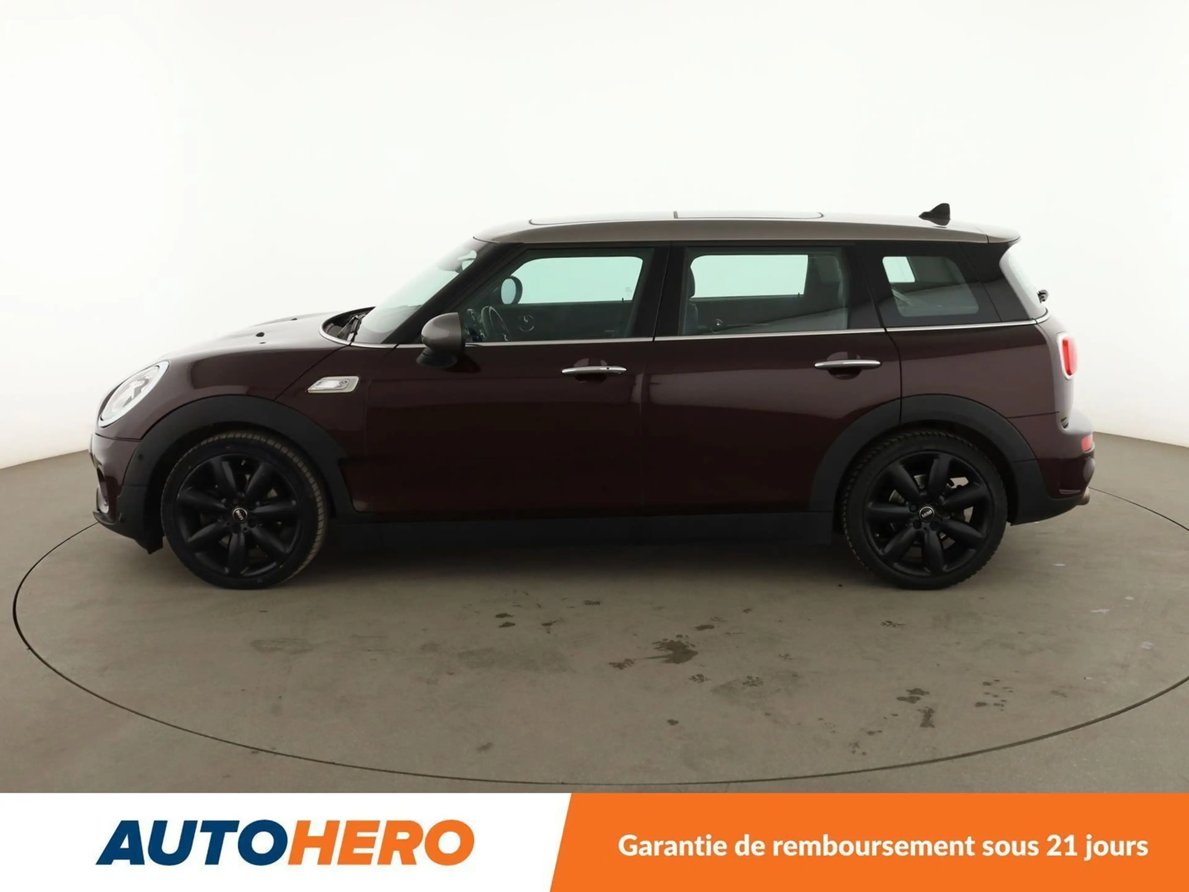 MINI Cooper SD Clubman Cooper SD Finition Red Hot Chili BVA8 — photo 3