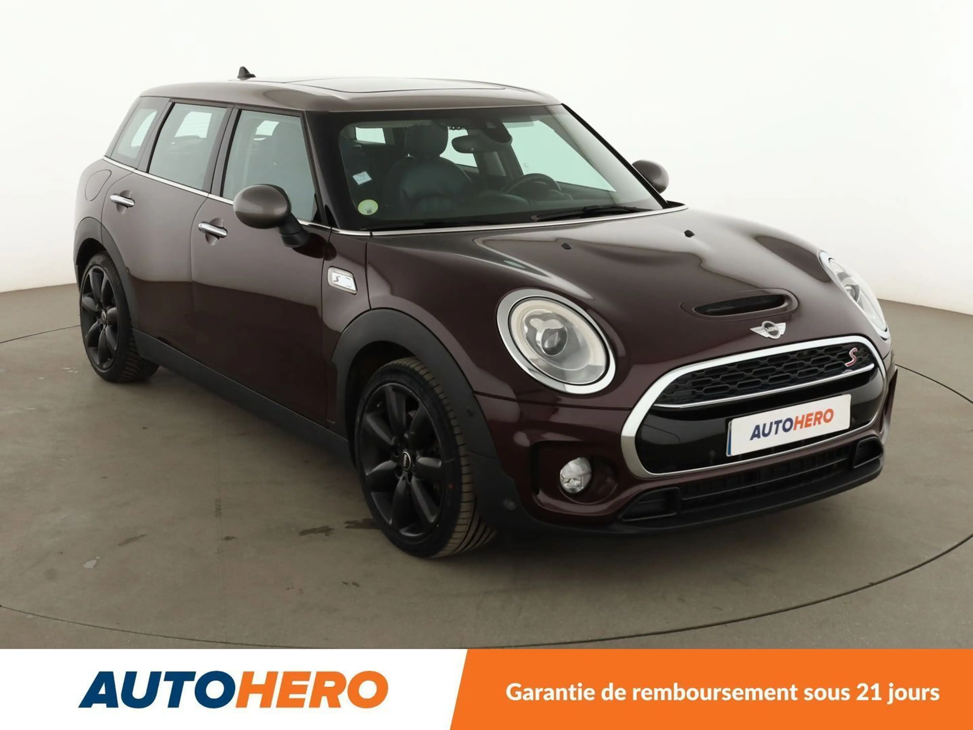 MINI Cooper SD Clubman Cooper SD Finition Red Hot Chili BVA8 — photo 8