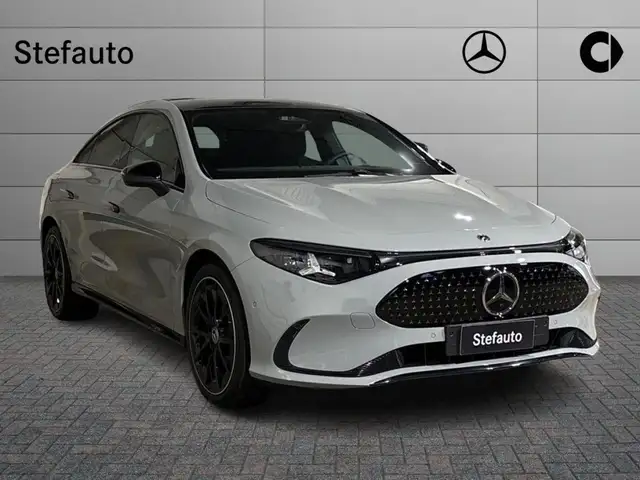 Mercedes-Benz CLA 250 + EQ Premium