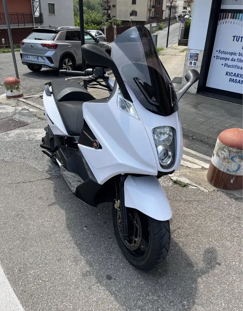 Gilera GP 800 - 1