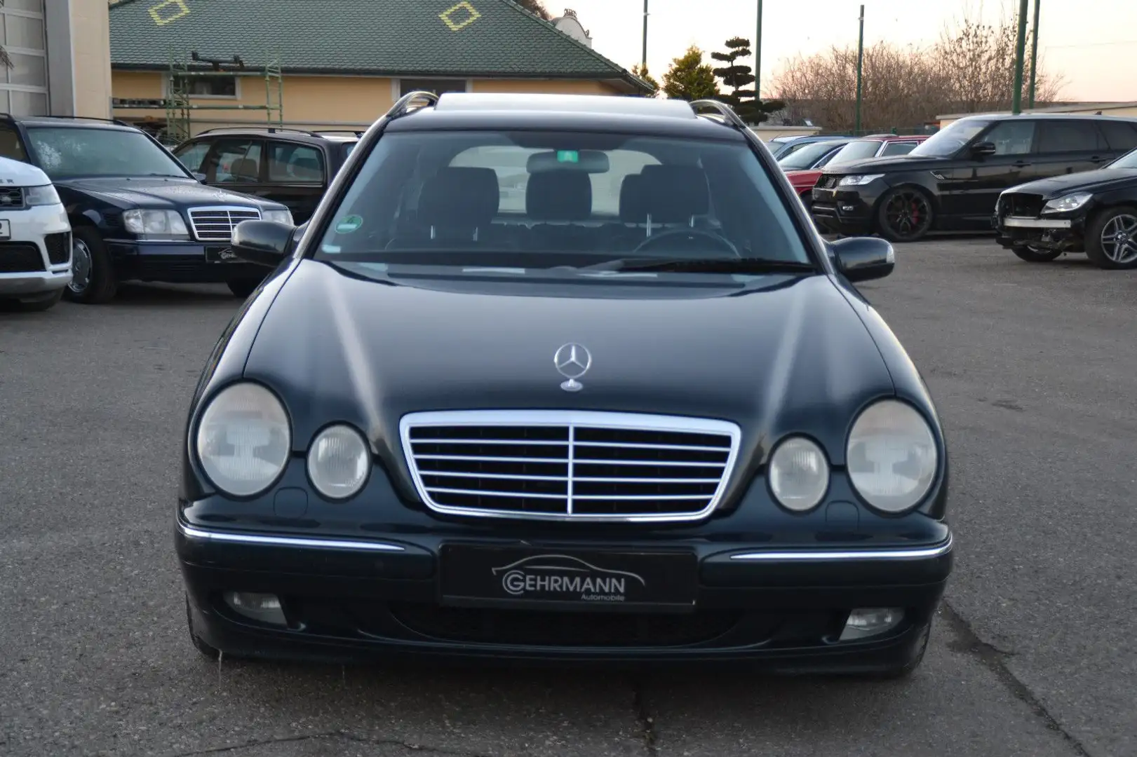 Mercedes-Benz E 280 T AVANTGARDE*Leder*Xenon*TÜV*Schiebedach Albastru - 2